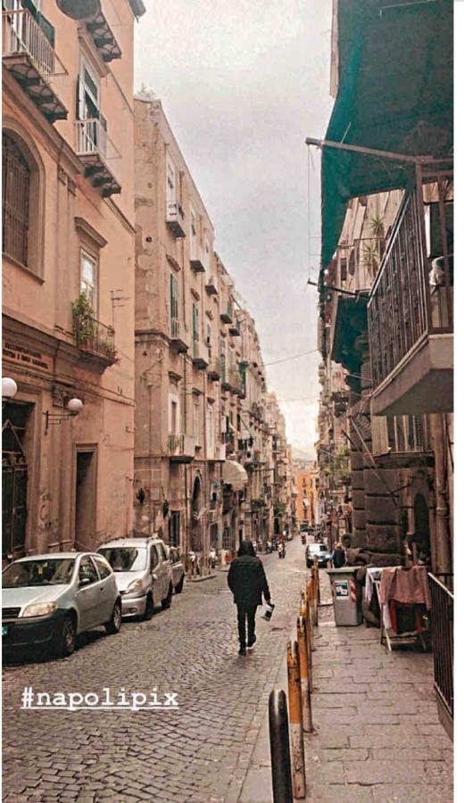 La Casetta Su Spaccanapoli Exterior foto